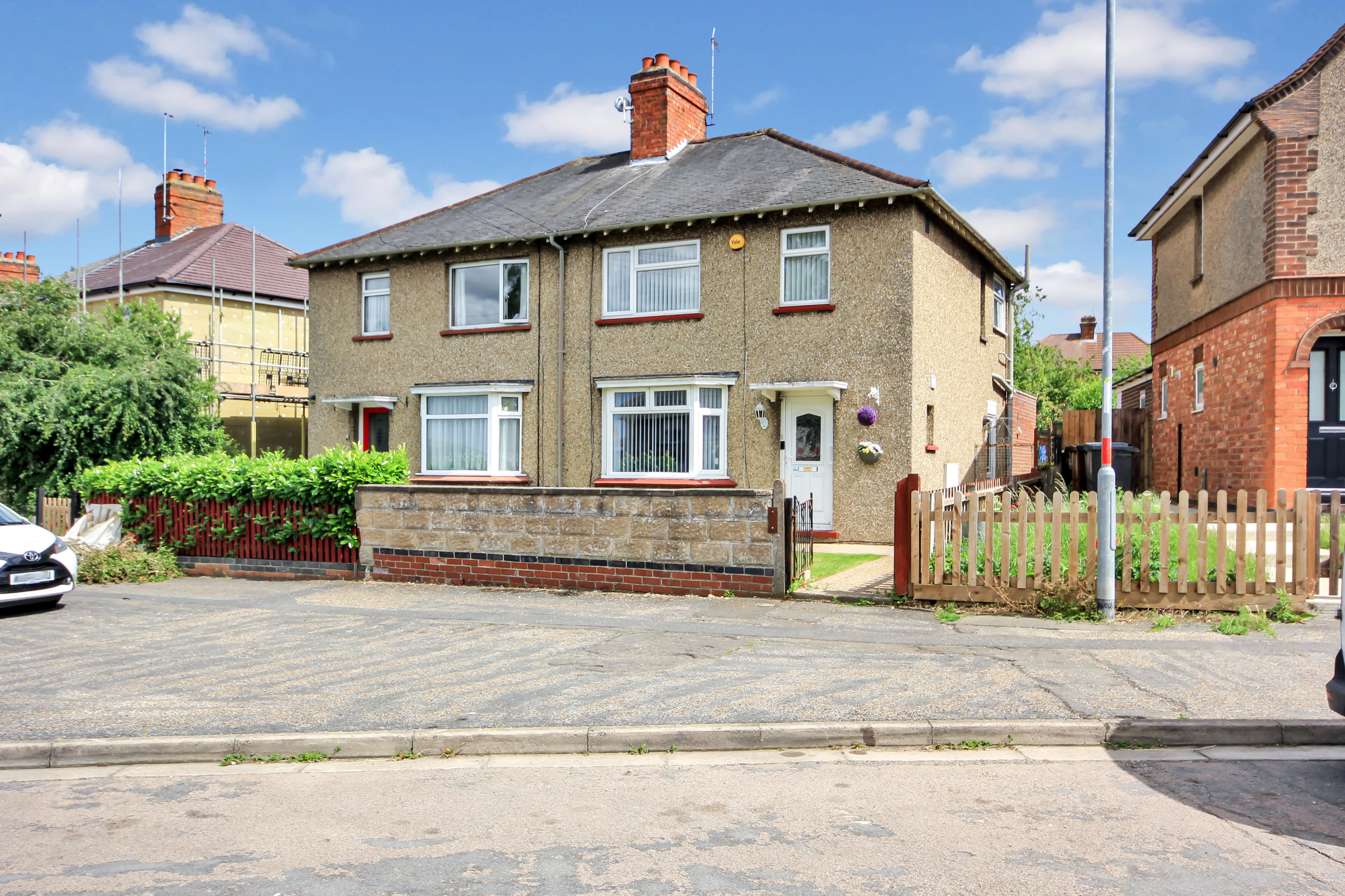 Westfield Avenue, Rushden